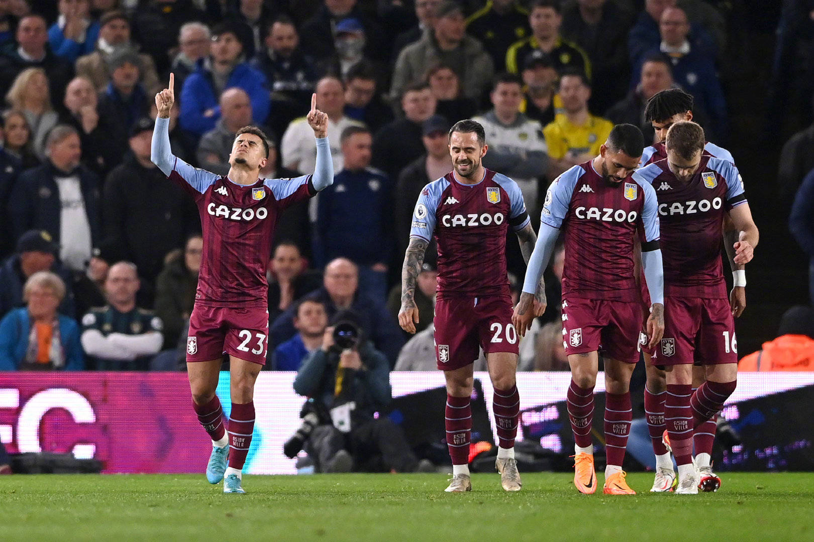 中脱颖而出 中脱颖而出