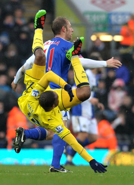 迅速的年轻 迅速的年轻