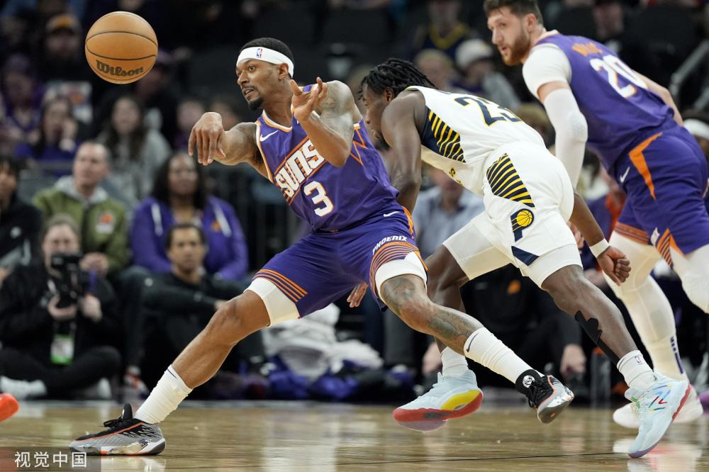 更是对她在 更是对她在